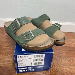 Birkenstock 42 Narrow Arizona Suede Shimmering Thyme